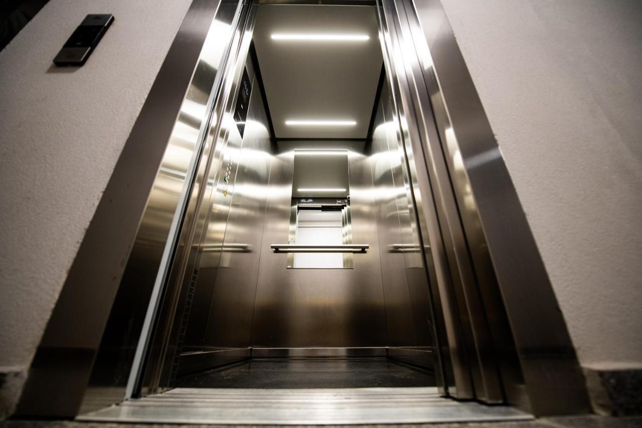 Ferienwohnung Smart Concept Living Plaza Bukarest Exterior foto