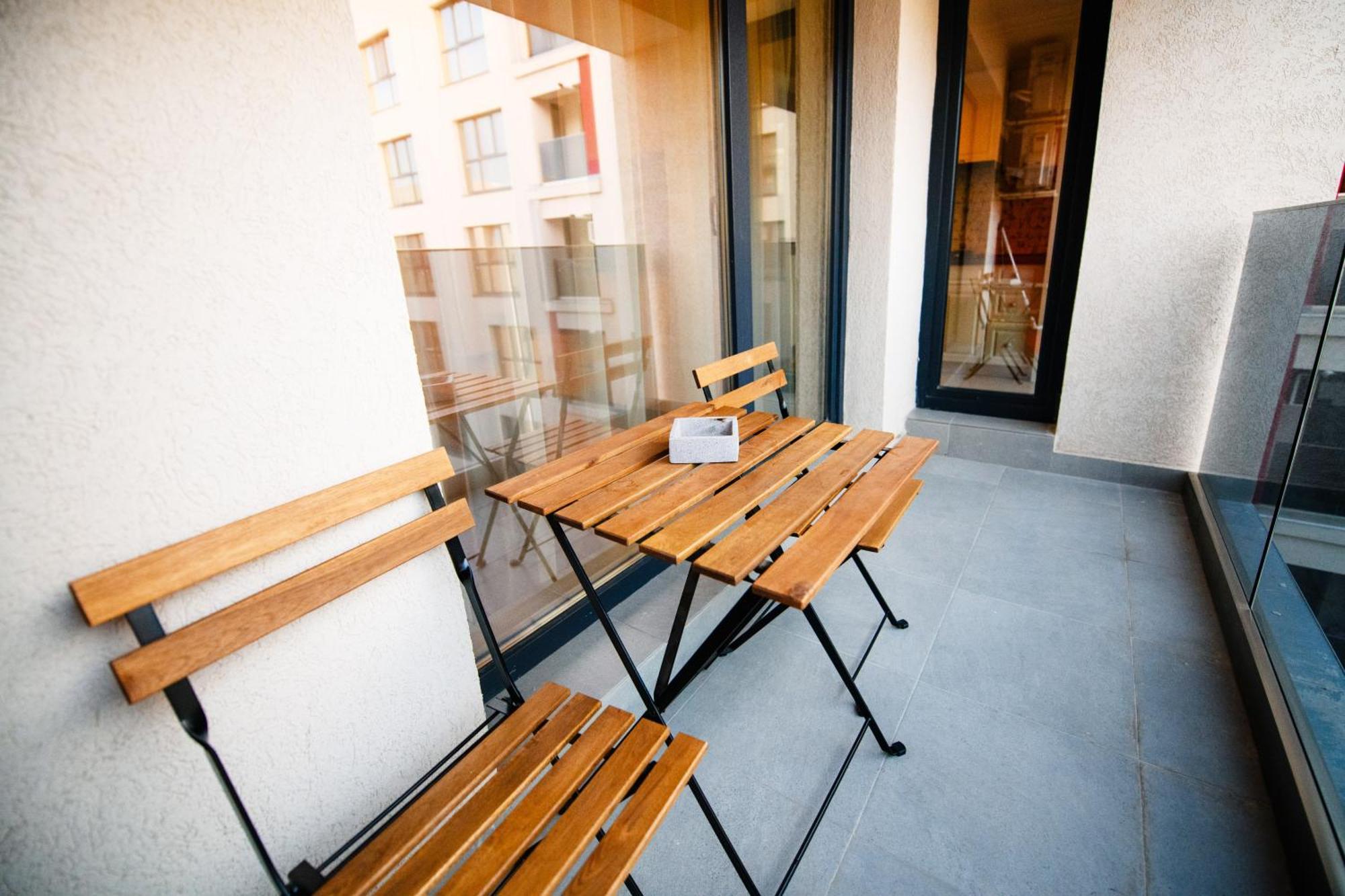 Ferienwohnung Smart Concept Living Plaza Bukarest Exterior foto